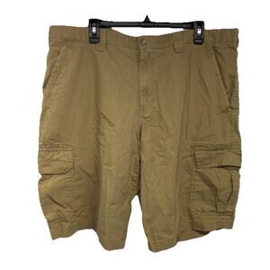 Size 40 - Men’s Eddie Bauer Tan Cargo Shorts